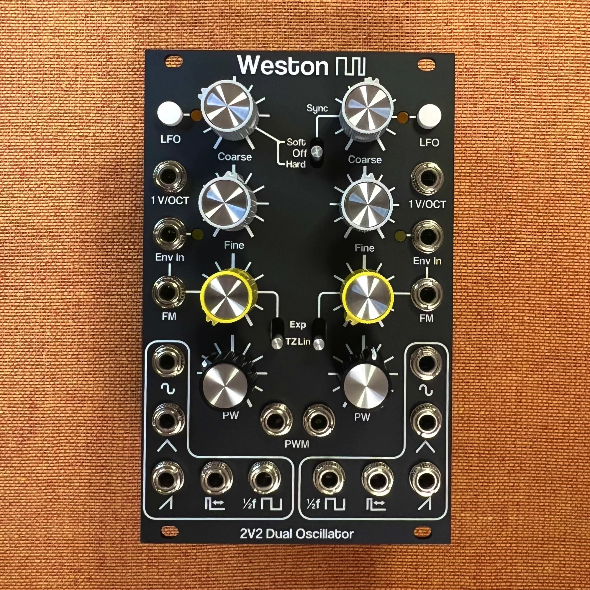 Weston Precision Audio: 2V2 Dual Analog Oscillator