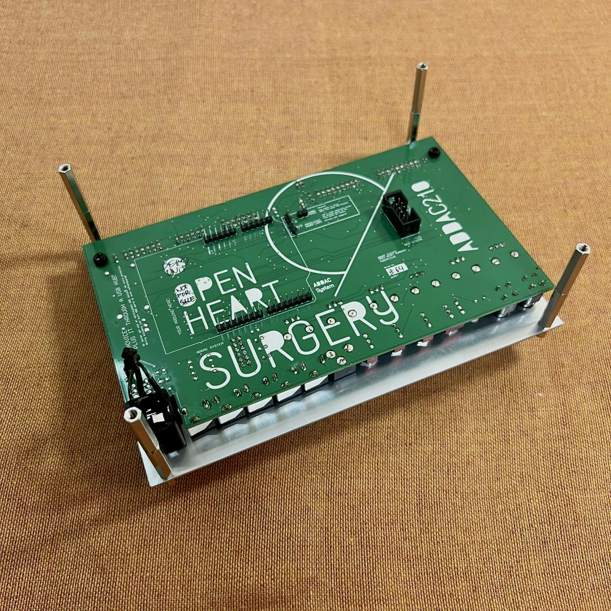 写真:スタンドを付けた状態（裏）