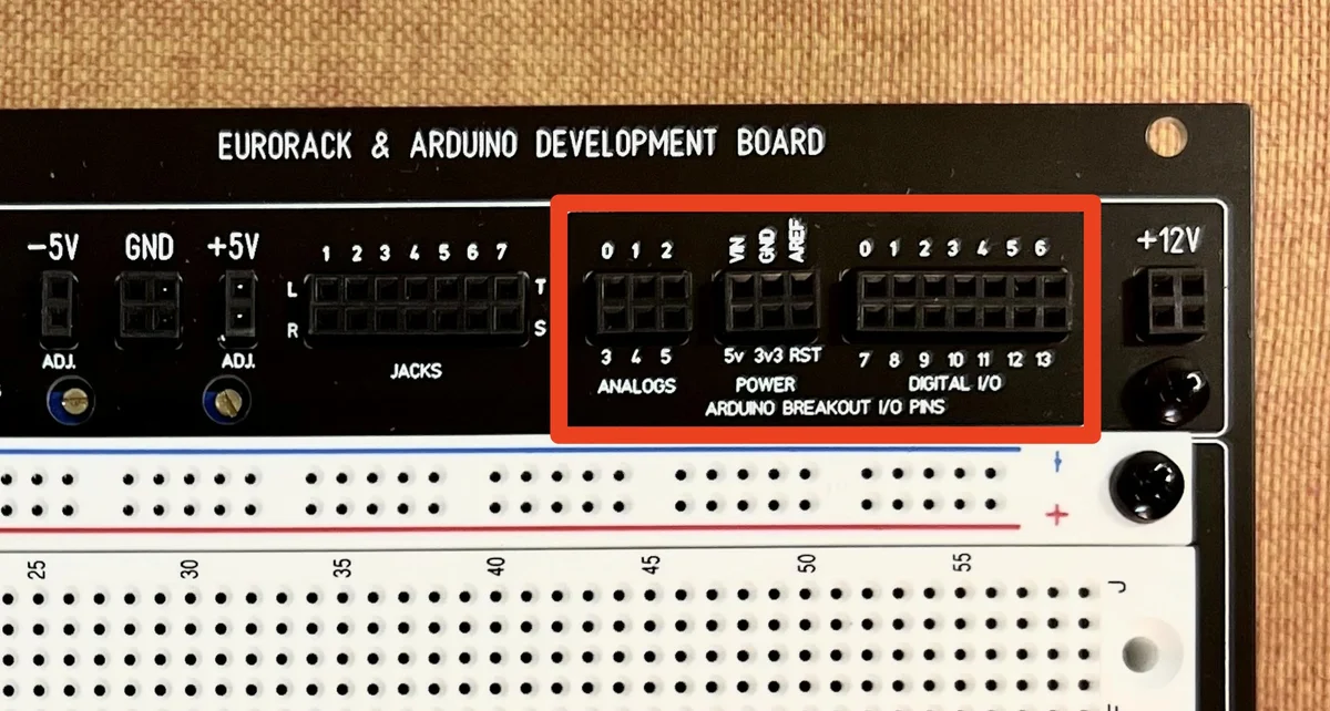 図:Arduino端子と対応するピン