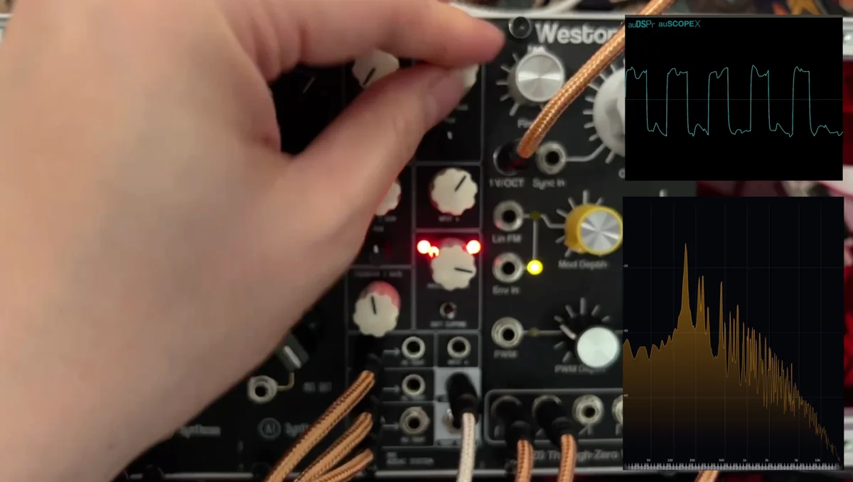 写真:ADDAC713の波形