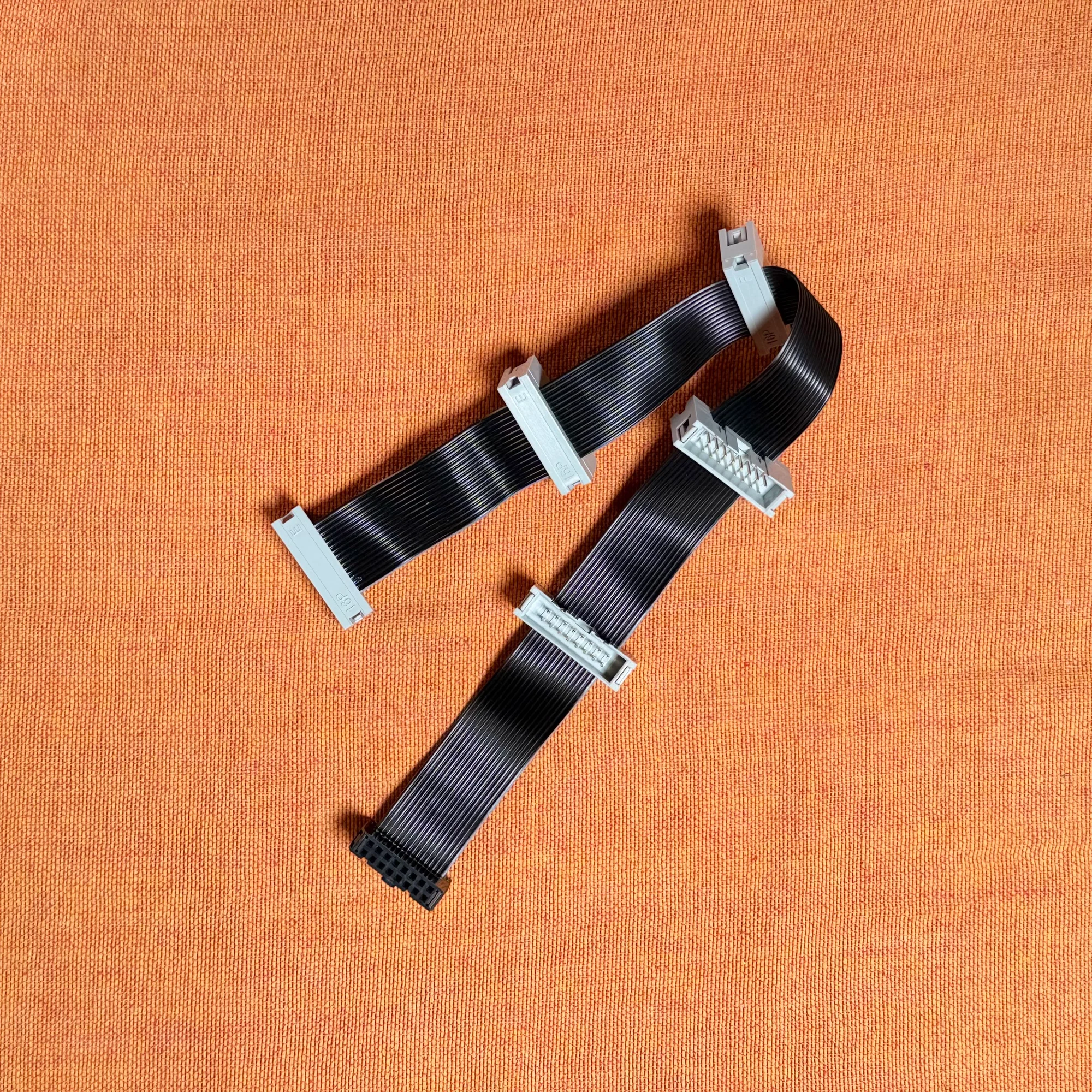 Takazudo Modular: ユーロラック用 フライングバスケーブル 5コネクタ