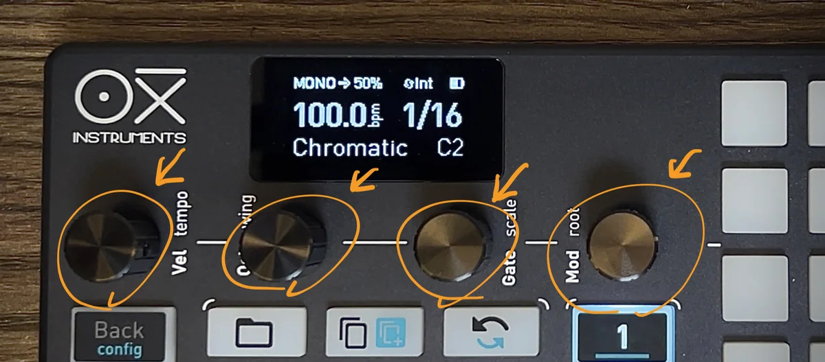4つのエンコーダーの写真