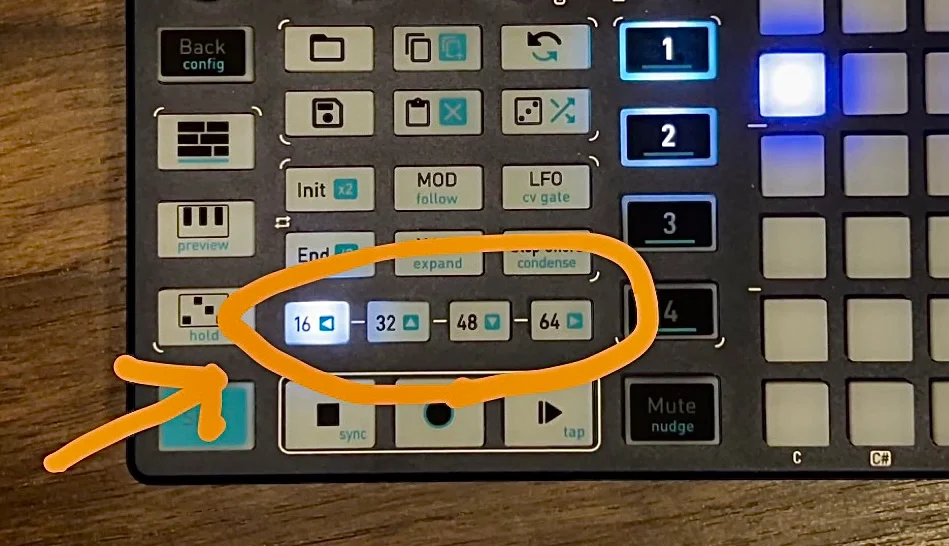 Photo of page switching buttons