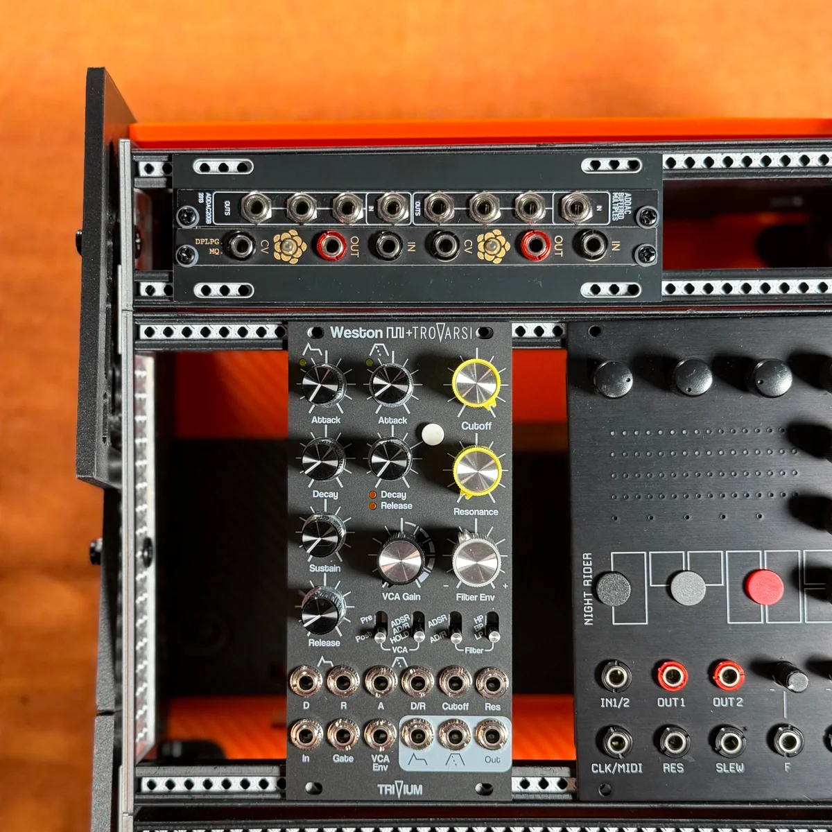 zudo-3u-to-1u installed in a case (usage example)