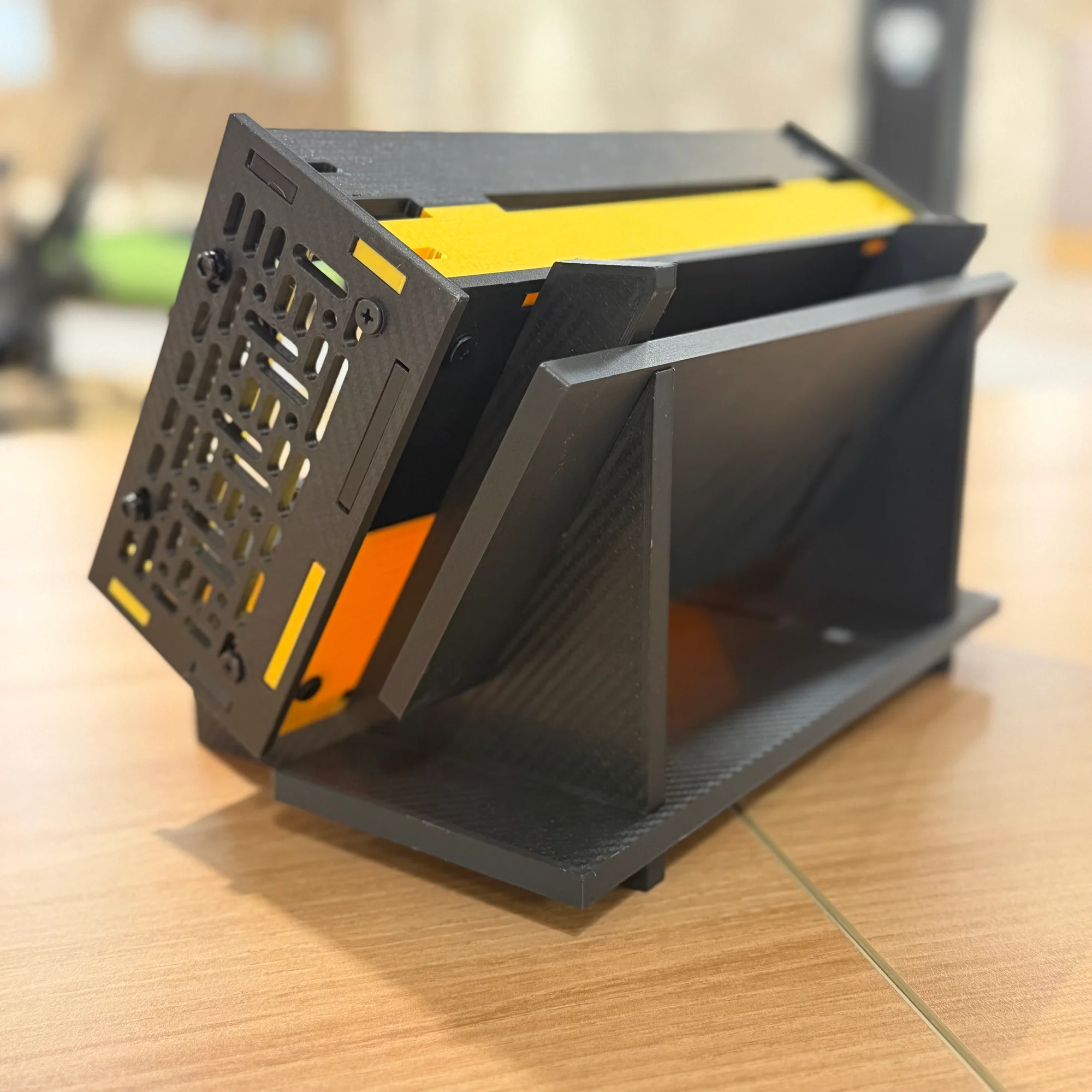 zudo-stand-60 背面からの写真